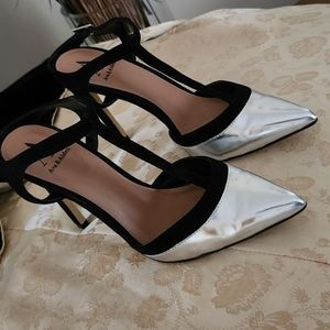 Ava & Aiden T-Strap Suede Pumps EUC